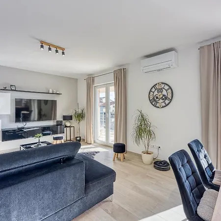 Pensjonat House Sunrise 4*