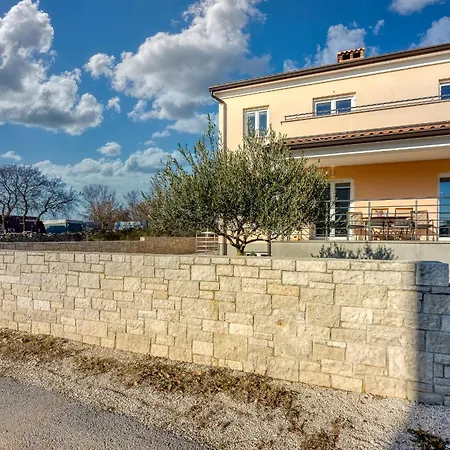 House Sunrise Gostinjska kuća